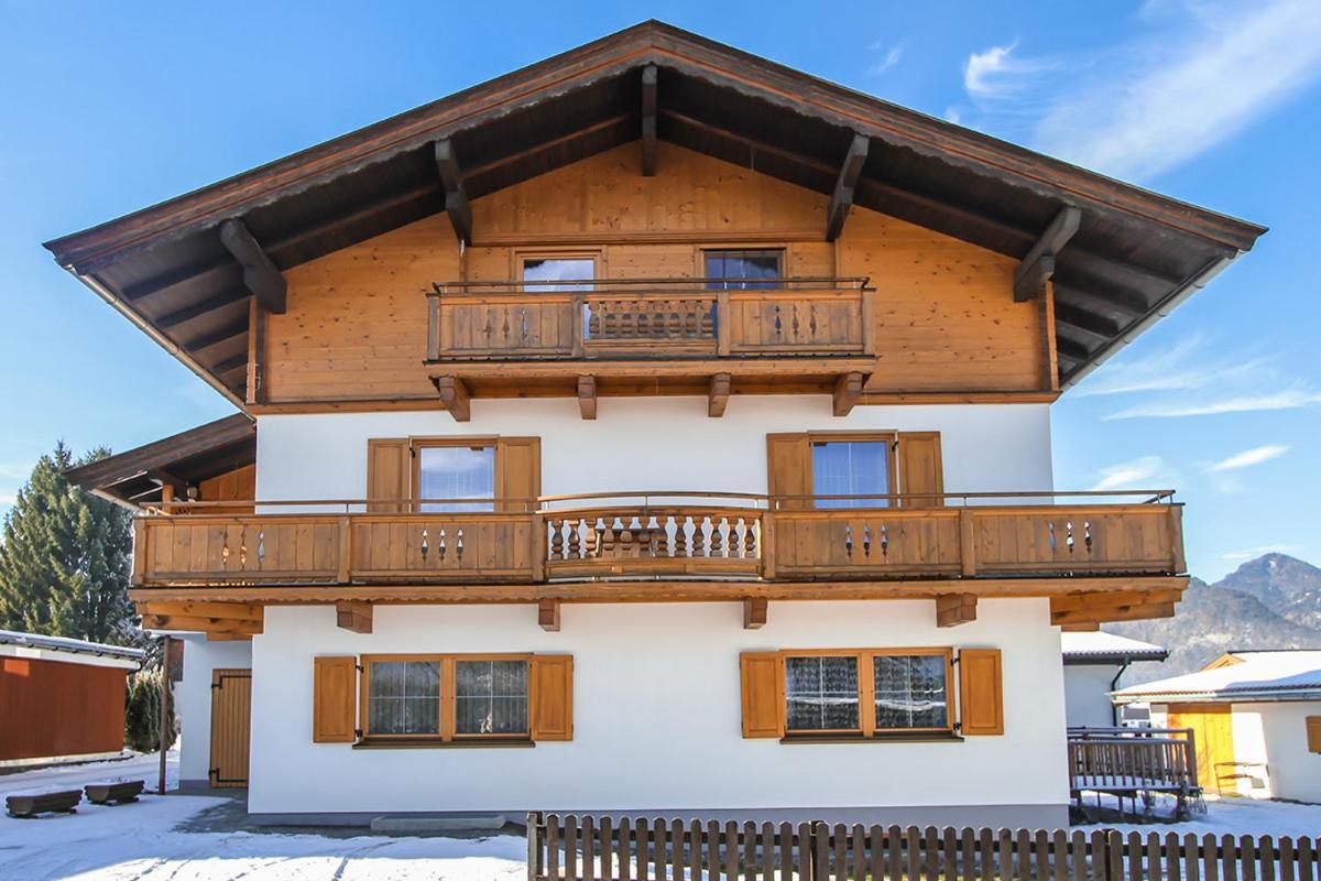 Ferienhaus Resi & Obermoser Kössen Rom bilde